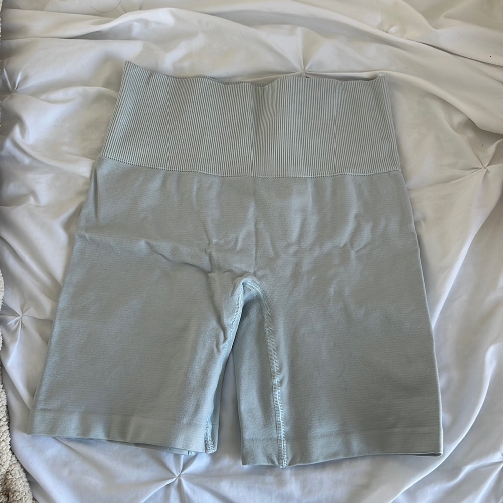 tna body shorts